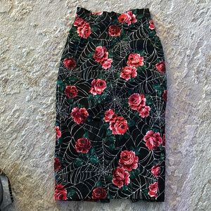 Spiderweb with pink roses wiggle skirt from vixen size xs